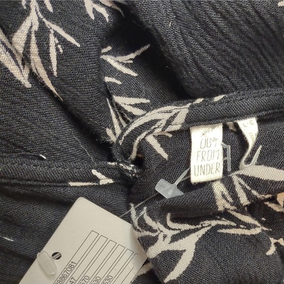 Urban Outfitters Out from Under NWT soft viscose lounge romper black white leaf - Picture 4 of 6